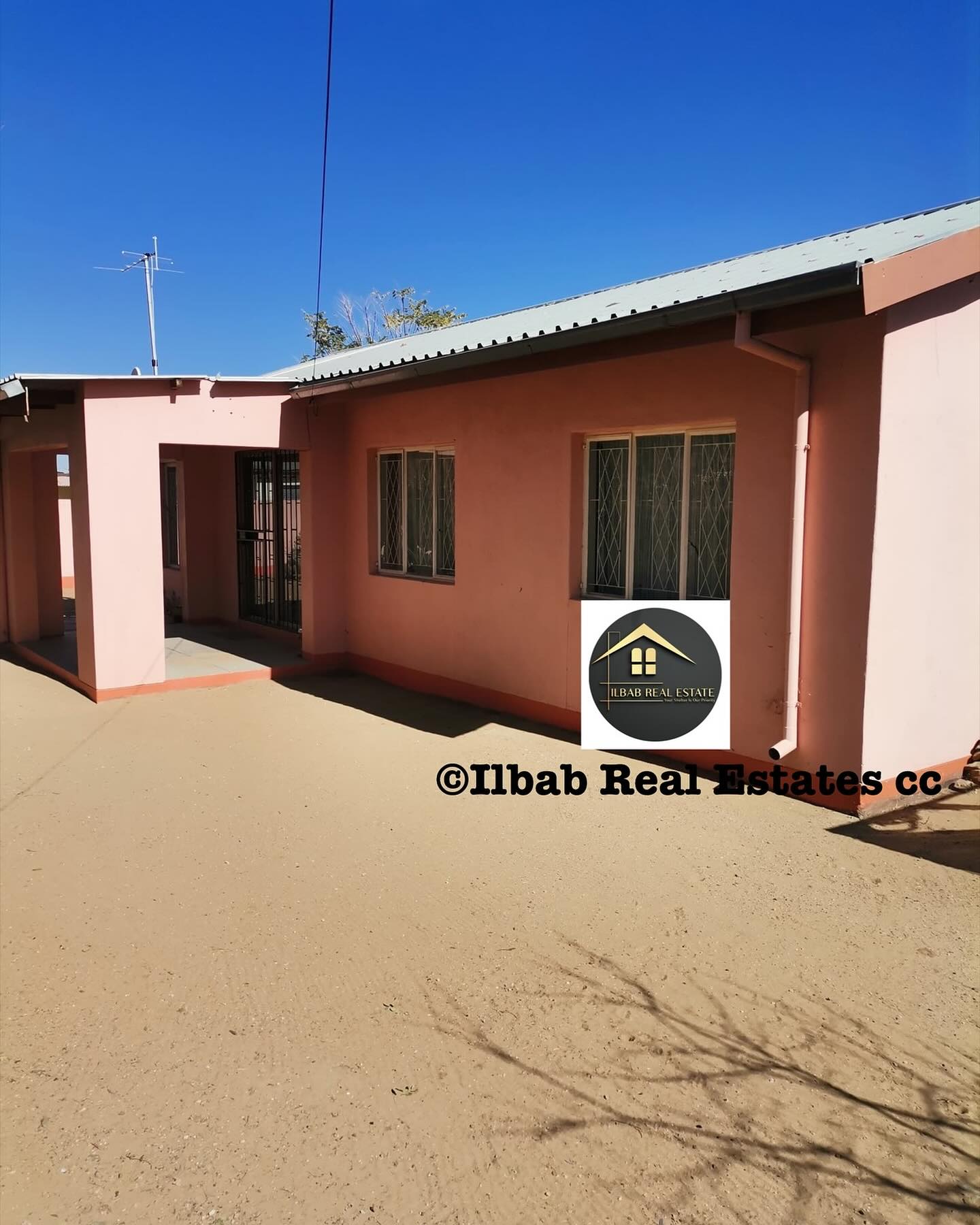 OKAHANDJA-PINK-HOUSE10
