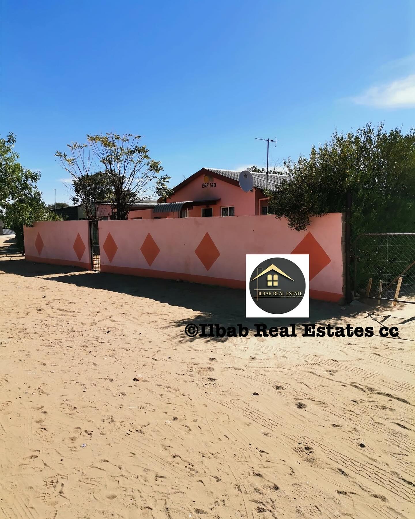 OKAHANDJA-PINK-HOUSE5